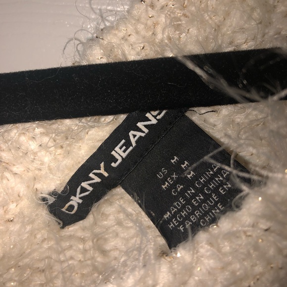 Vintage DKNY Knitted Fuzzy Cream &Gold Sweater- M - Picture 8 of 9